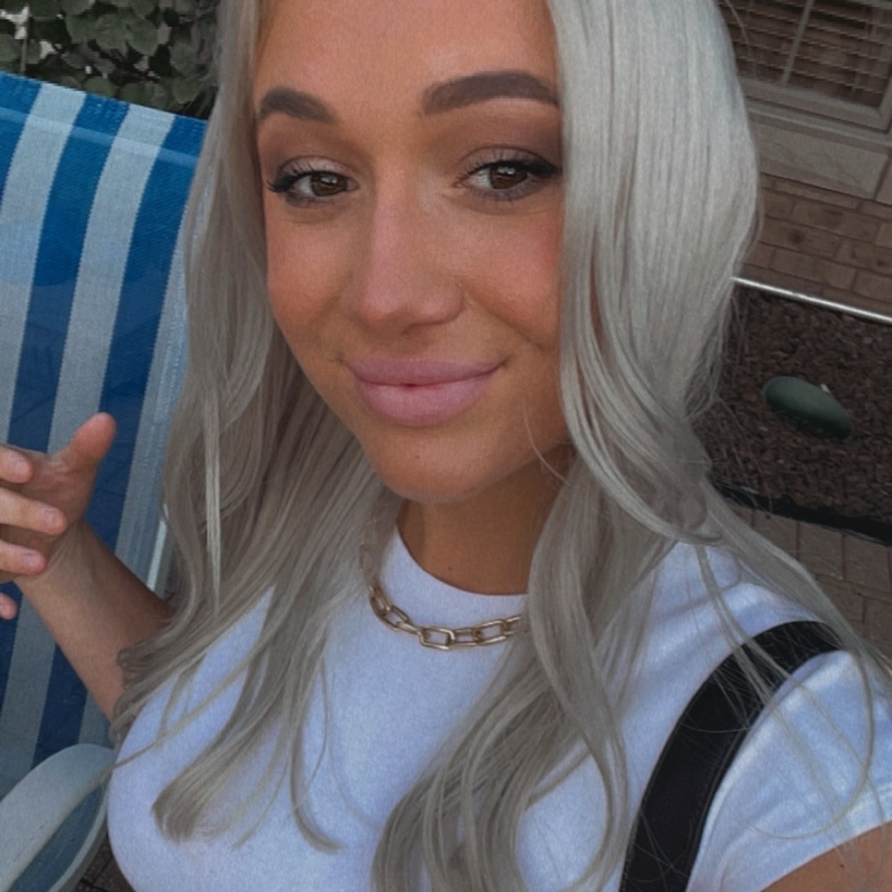 Meet your Posher, Brianna
